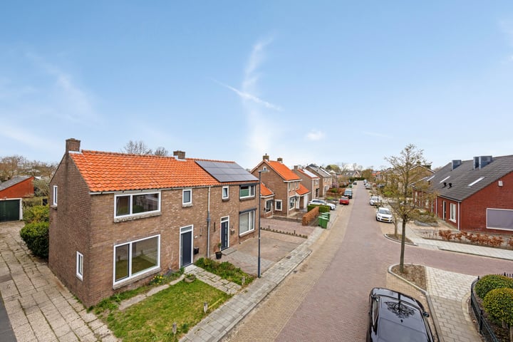 Ambachtsstraat 39 in 's-Gravenpolder foto