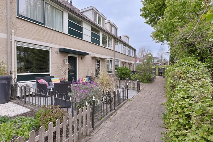 Ambroziolaan 24 in Nieuwveen foto