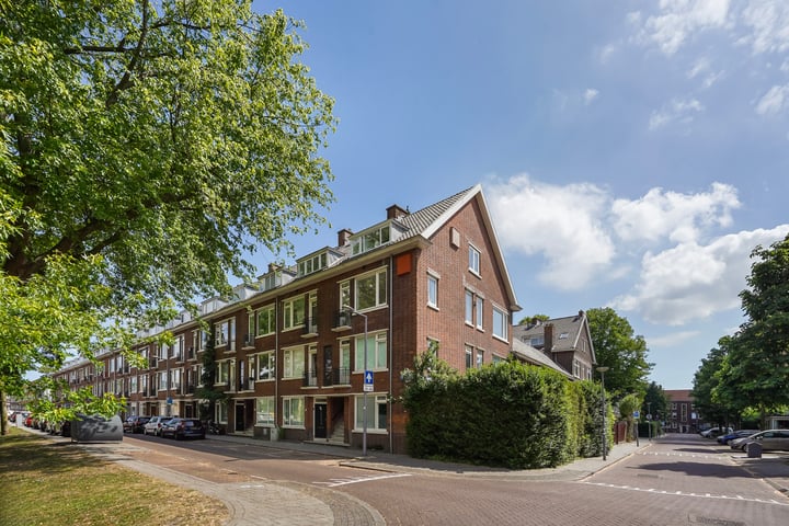 Amelandseplein 21A in Rotterdam foto