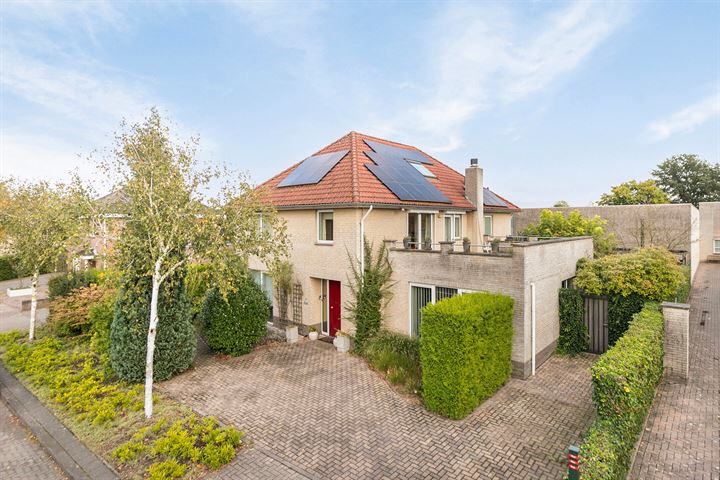 Amroth 14 in Geldrop foto