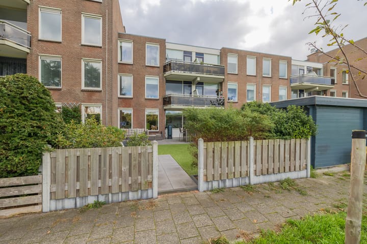 An van Gilsehof 31 in Noordwijk