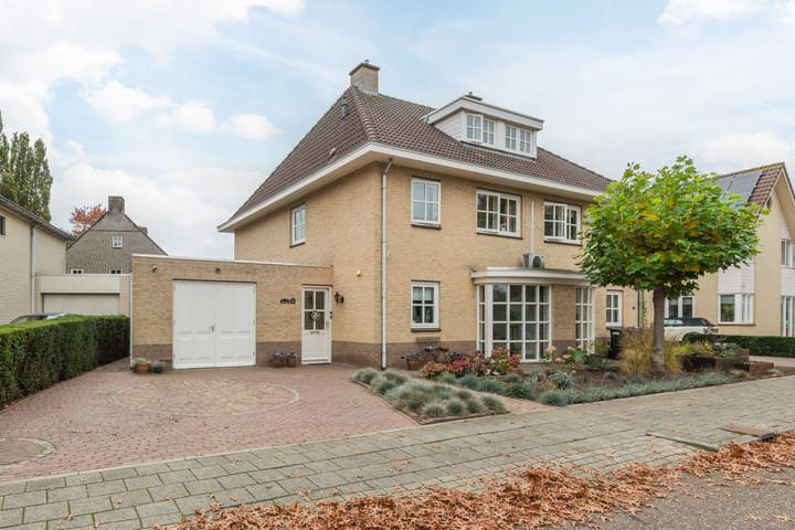 Andoornweg 56 in Grave foto