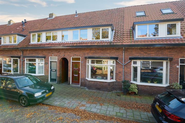 Anemonenstraat 14 in Santpoort-Noord foto