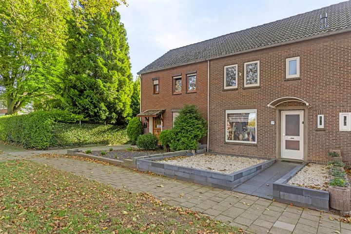 Anemonenstraat 24 in Geleen foto