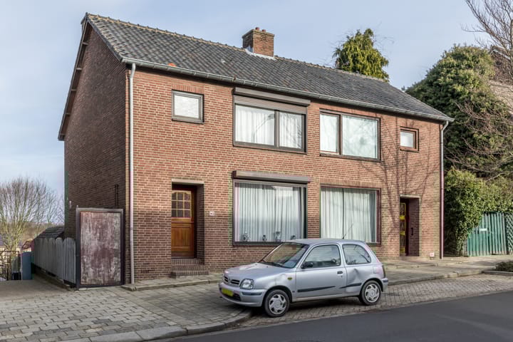 Foto van woning Anjelierstraat 143, Heerlen