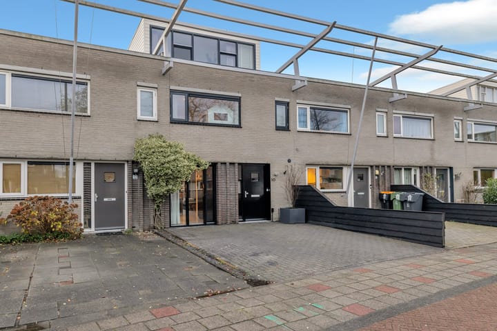 Ank van der Moerplantsoen 10 in Heerhugowaard