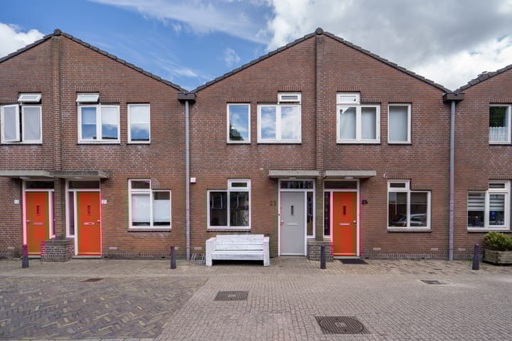 Anna Boogerd 23 in Delft foto