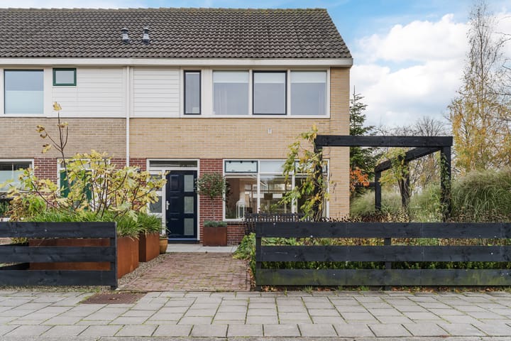 Anna van Saksenstraat 2 in Noord-Scharwoude