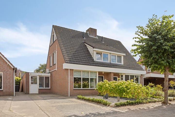 Antoniusweg 10 in Esch foto