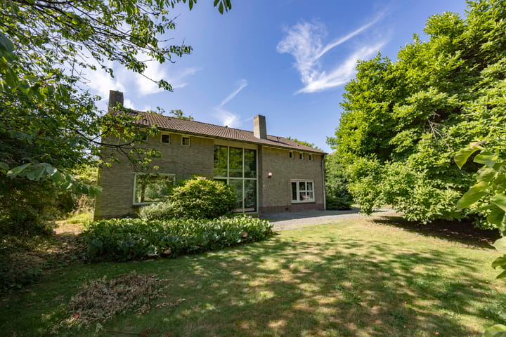 Antwerpse Baan 1 in Helvoirt foto