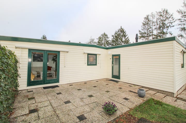 Apeldoornsestraat 48-36 in Voorthuizen foto