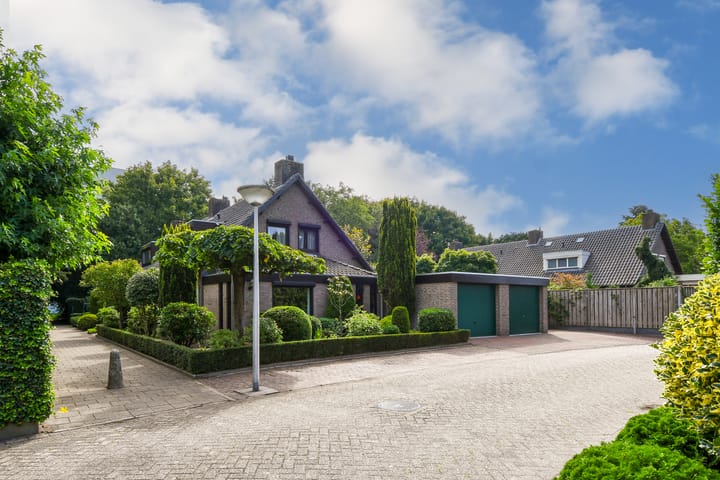 Apollovlinderlaan 27 in Eindhoven foto