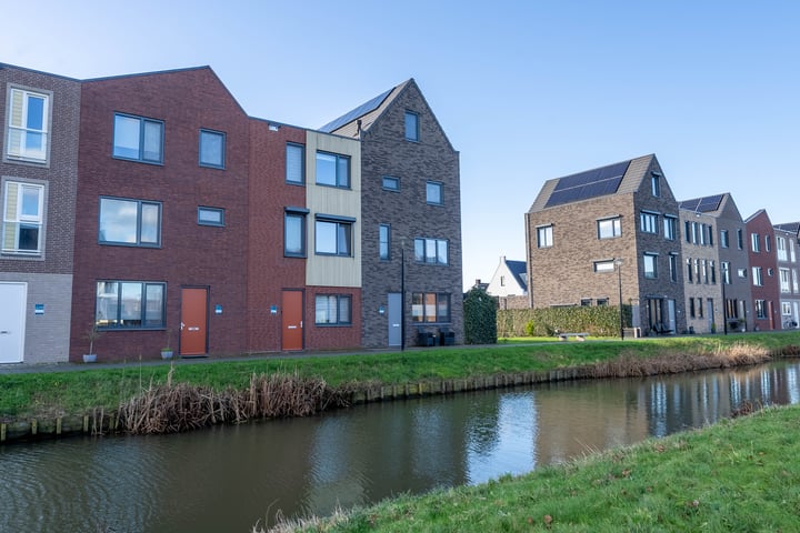 Aquamarijn 15 in Leerdam foto