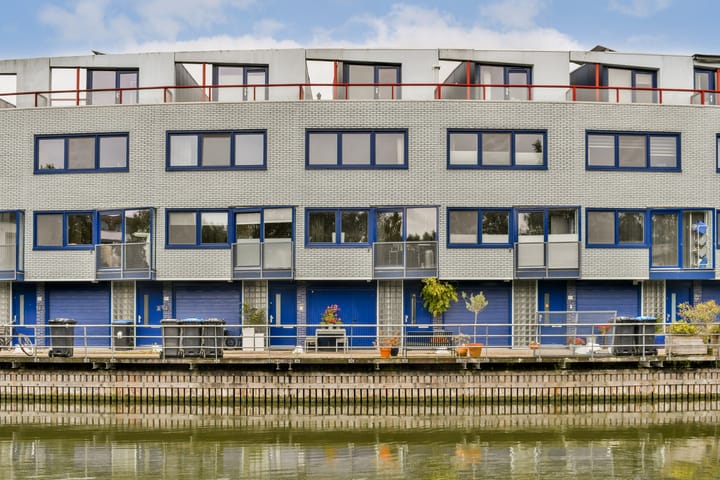 Aquamarin 92 in Weesp foto