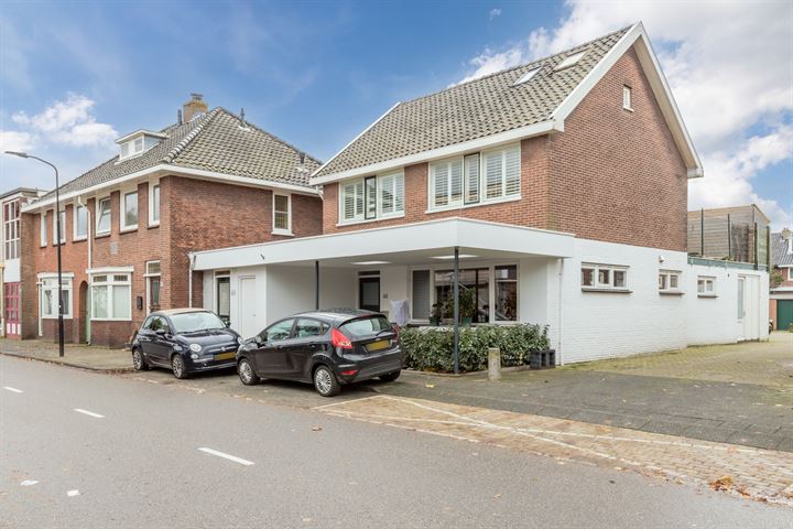 Arendsweg 42A in Beverwijk foto