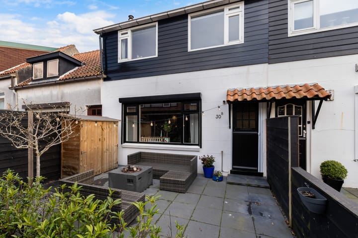 Arent van Lierstraat 30B in Puttershoek