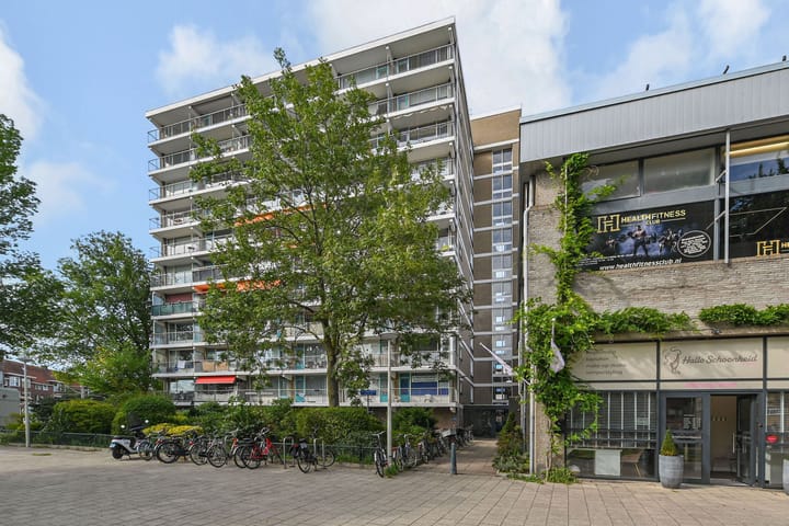 Arnold Spoelplein 32 in 's-Gravenhage foto