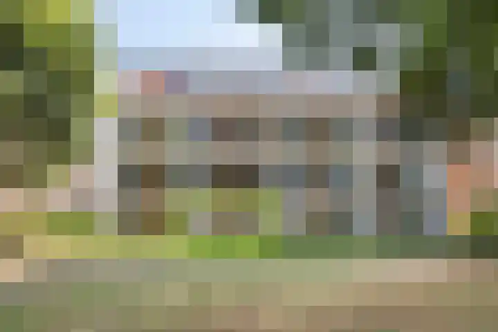 Arnold van Rodelaan 7 in Hapert