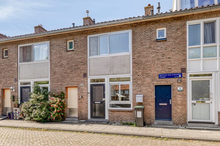 Arthur van Schendelstraat 10 in Amsterdam foto