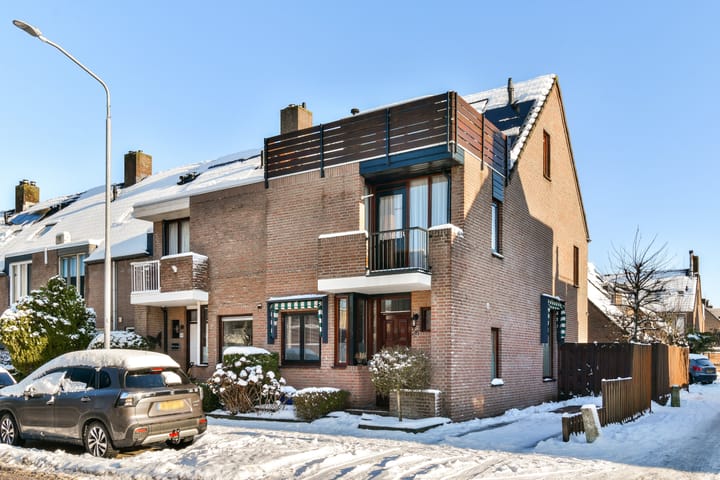 Assumburg 26 in Dordrecht foto