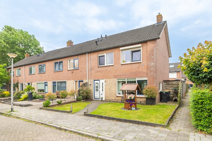 Asterstraat 30 in Wierden foto