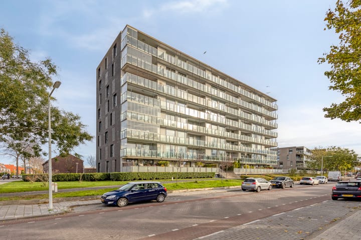 Augustalaan 172 in Bergen op Zoom foto