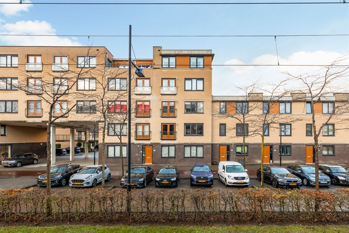 Avenue Carré 181 in Barendrecht foto