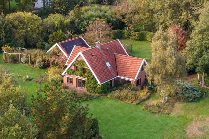 Averlose Houtweg 10 in Diepenveen