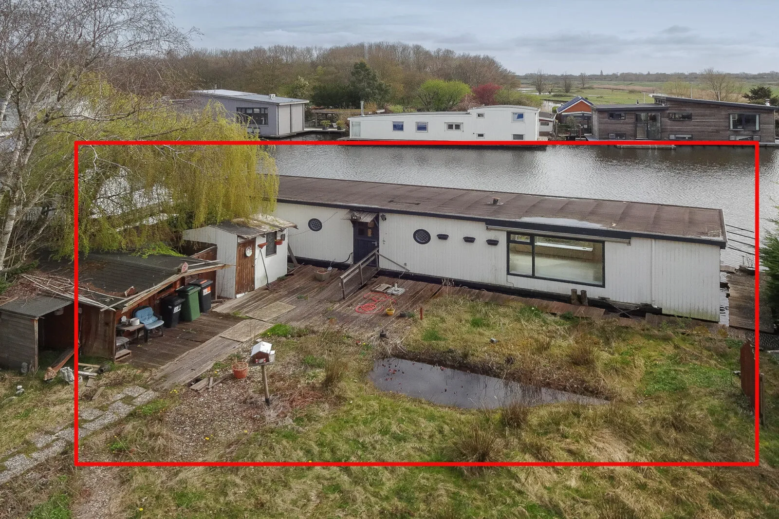 Team photo of AWN Makelaardij