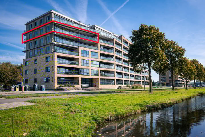 Aziëlaan 569 in Alphen aan den Rijn foto