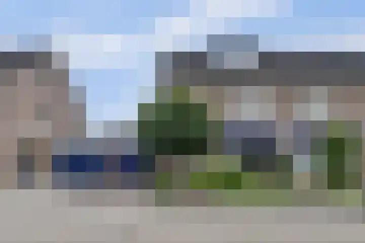 Aziëlaan 74 en Drunen