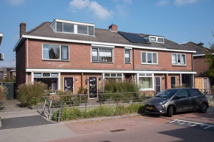 B.W. ter Kuilestraat 324 in Enschede foto