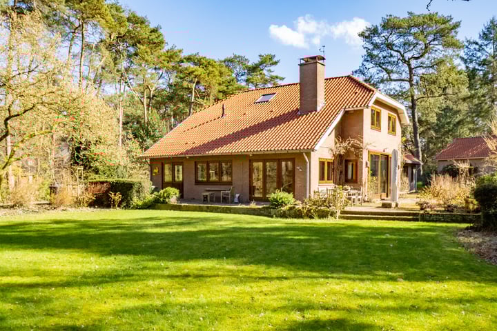 Baarnseweg 26 in Bosch en Duin foto