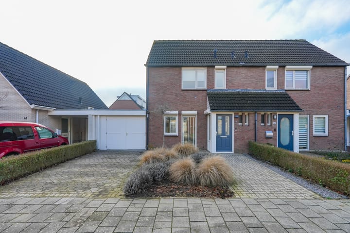 Bachstraat 60 in Millingen aan de Rijn