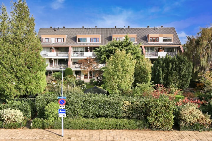 Badhoevelaan 79 in Badhoevedorp foto