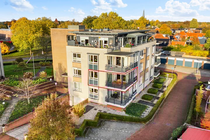 Badlaan 30 in Surhuisterveen foto