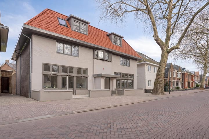 Bakelsedijk 6E in Helmond foto