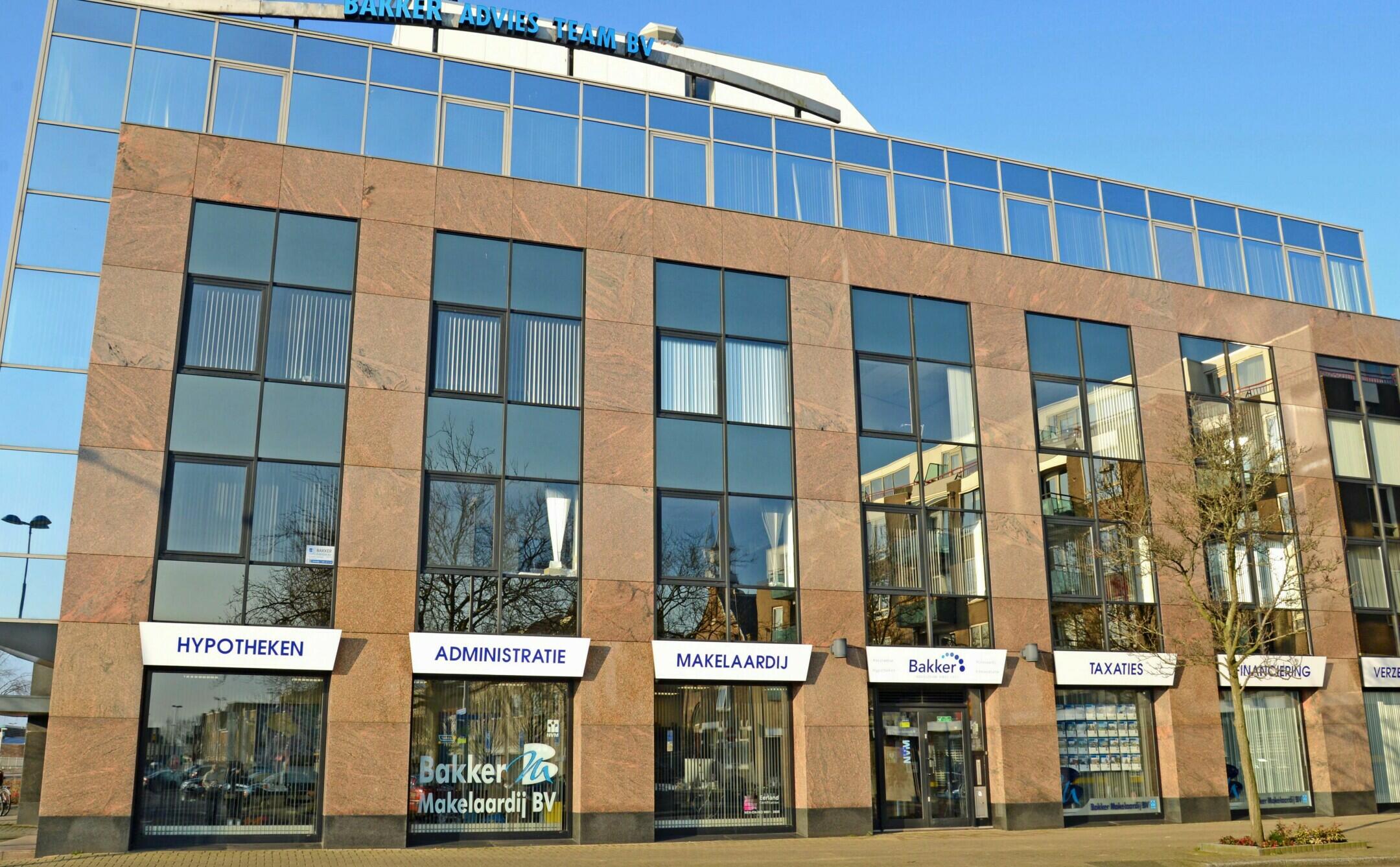 Team foto van Bakker Makelaardij