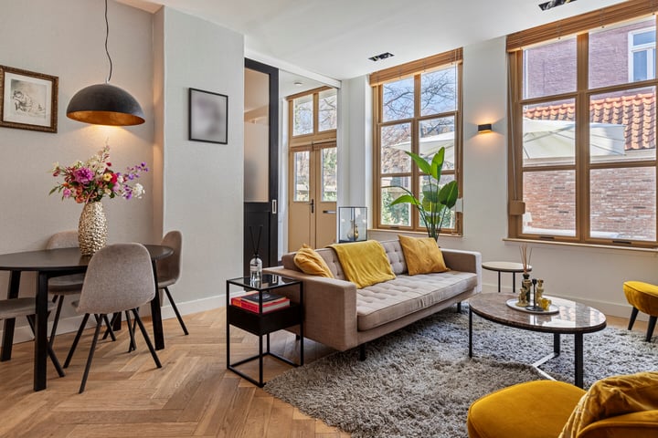 Barbaraplaats 65 in 's-Hertogenbosch foto