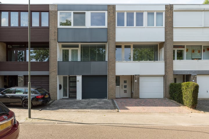 Barbarastraat 44 in Geleen foto