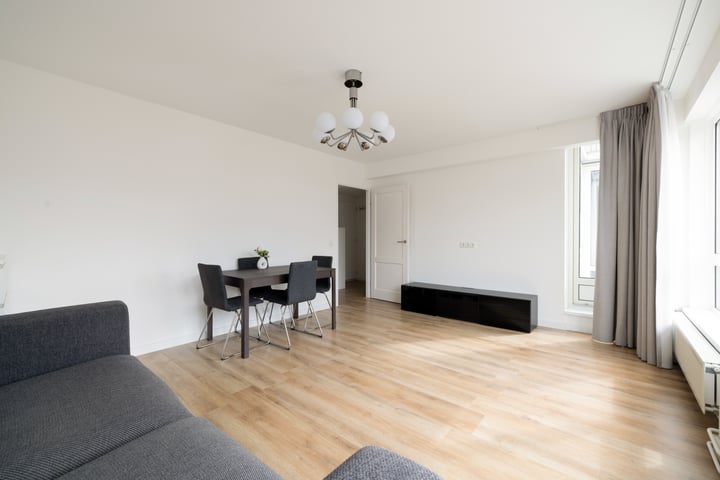 Barbusselaan 115 in Amsterdam foto