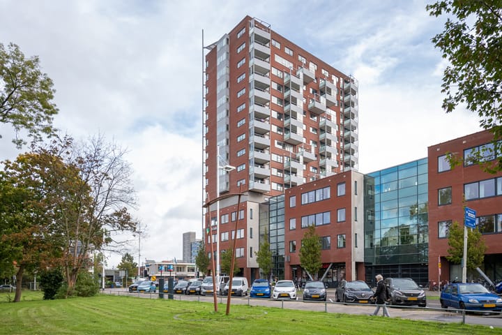 Bargelaan 106 in Leiden foto