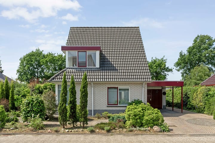 Bargerholt 59 in Emmen foto