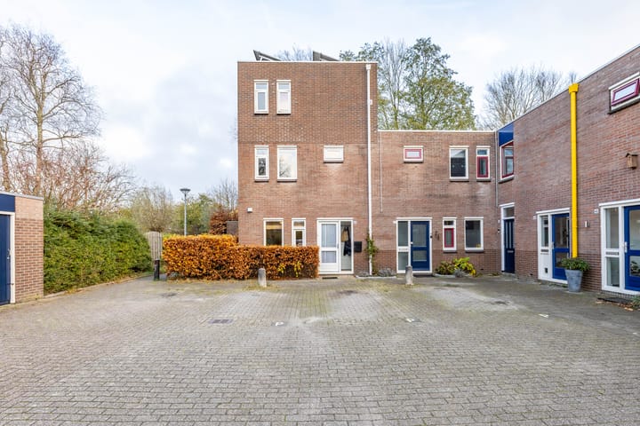 Barmaheerd 42 in Groningen foto