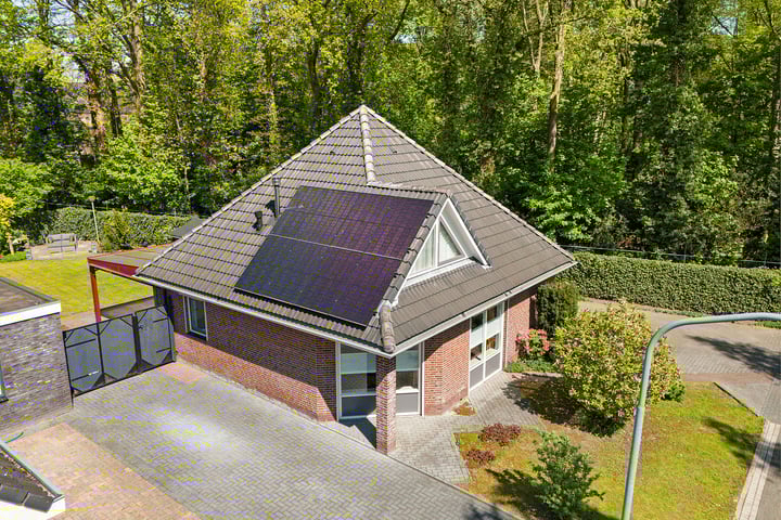 Barnar 41 in Emmen foto