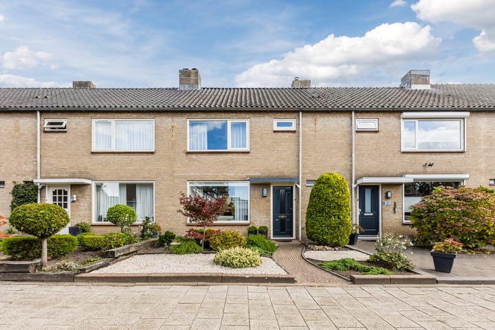 Bartokstraat 10 in Bergen op Zoom foto