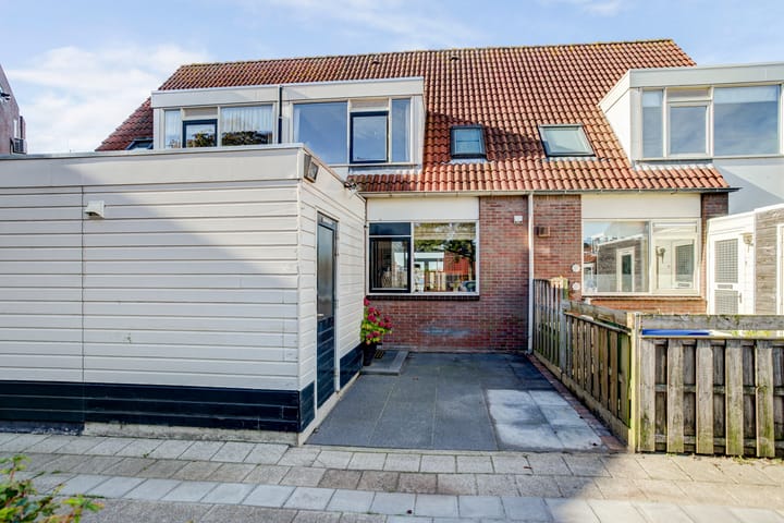 Bassingracht 157 in Den Helder foto