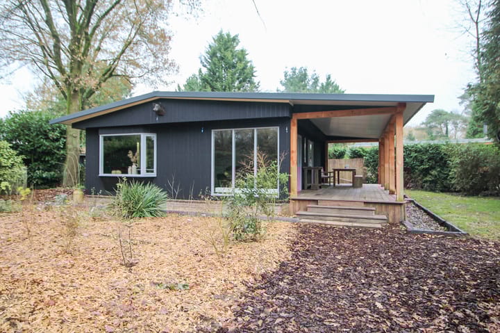 Bato'sweg 8-14 in Putten foto