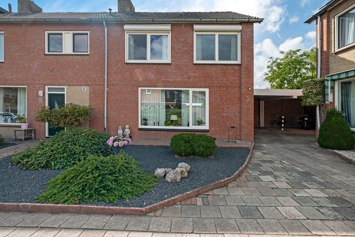 Begoniastraat 5 in Losser