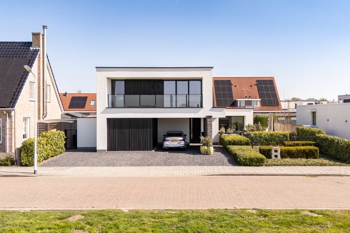 Begoniastraat 8 in Graauw